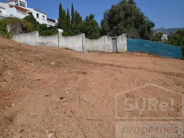 Terreno en calle Romeral Alto thumbnail 1