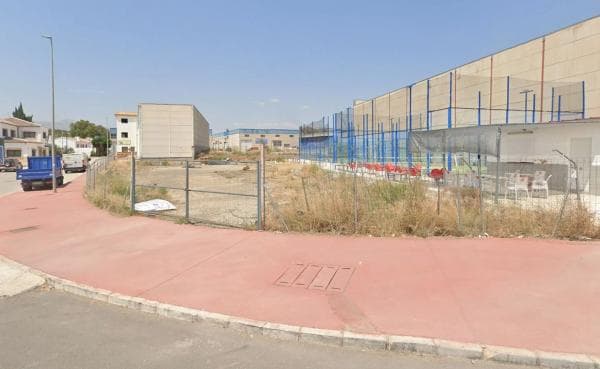 Terreno en Alora photo