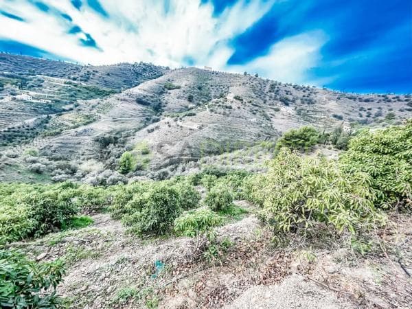 Terreno en Torrox Pueblo thumbnail 1