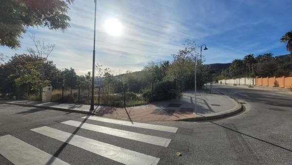 Terreno en calle Túnez, 19 thumbnail 1