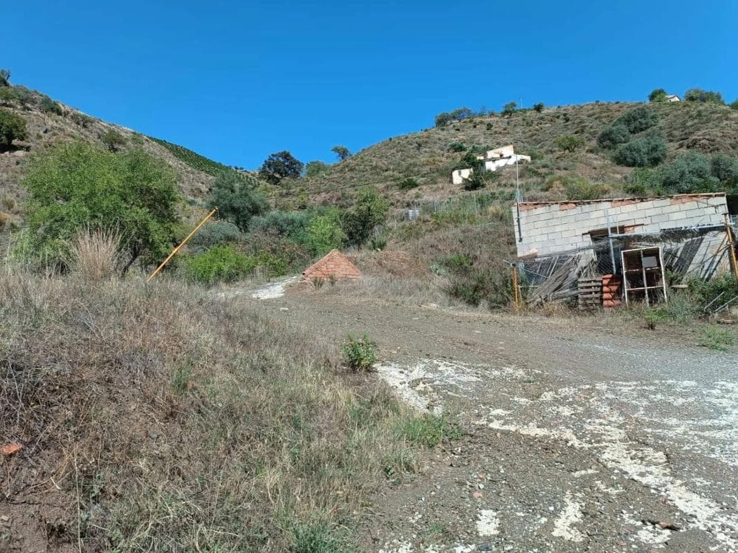 Terreno en venta en El Borge, Malaga photo 2