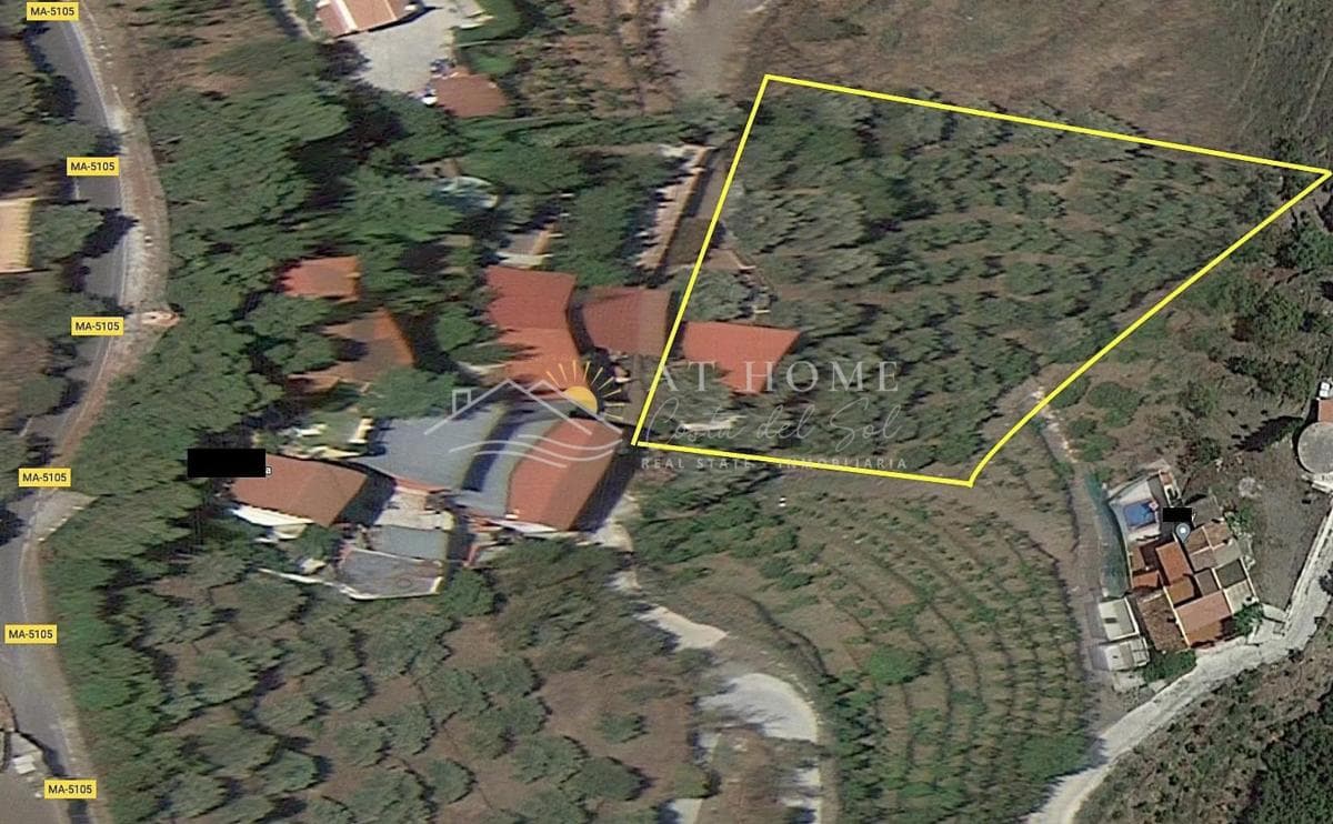 Terreno en venta en Torrox, Malaga photo 3