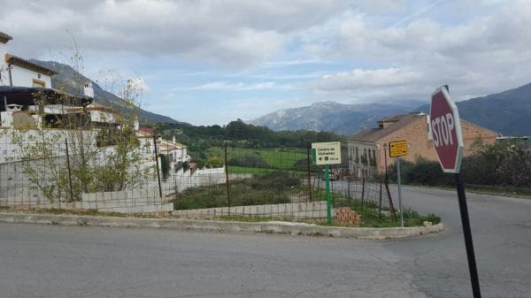 Terreno en avenida jacarandas s/n thumbnail 1