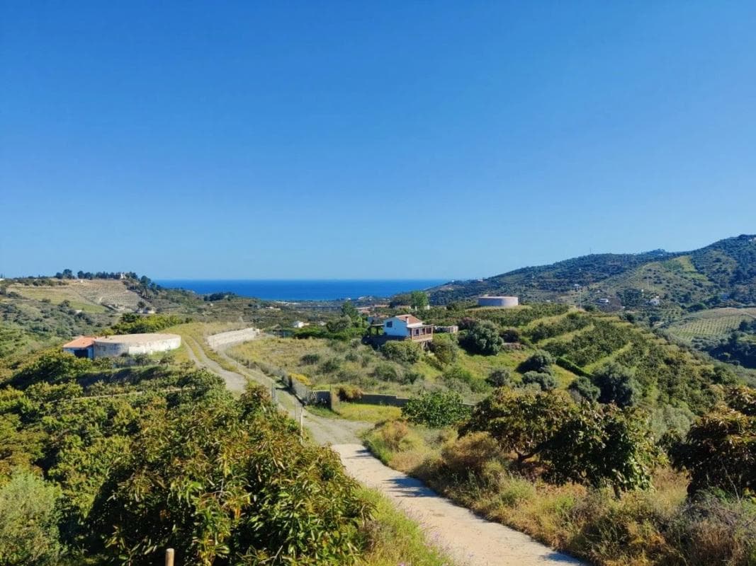 Terreno en venta en Frigiliana, Malaga photo 4