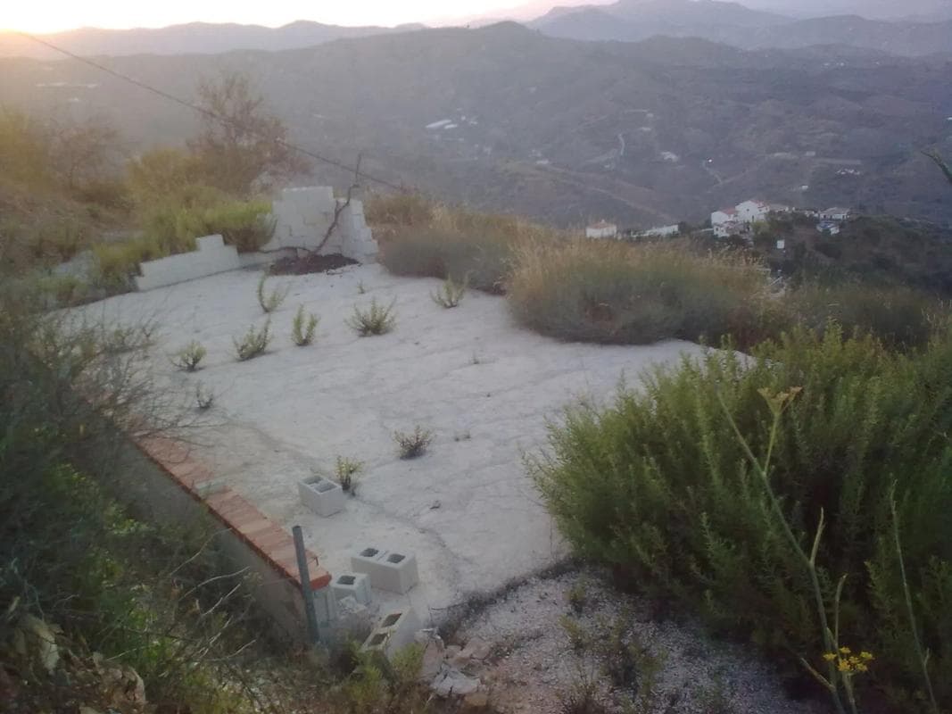 Terreno en venta en Iznate, Malaga photo 2