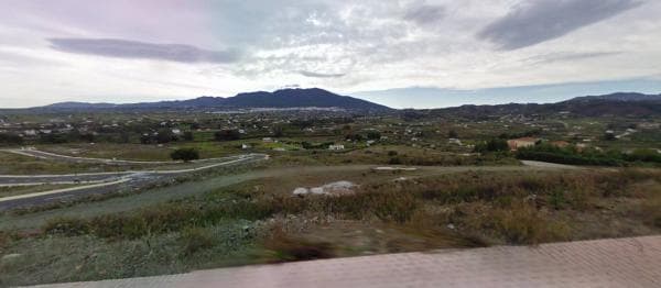 Terreno en calle Genalguacil, 27 thumbnail 1