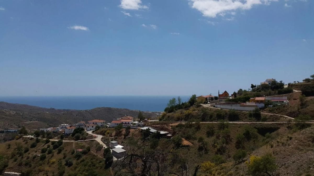 Land for sale in Moclinejo, Malaga photo 4