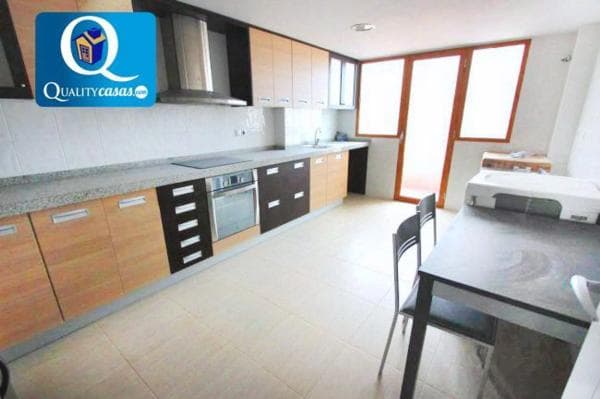 Ático en venta en Barrio Ensanche-Diputación, Alicante / Alacant thumbnail 1
