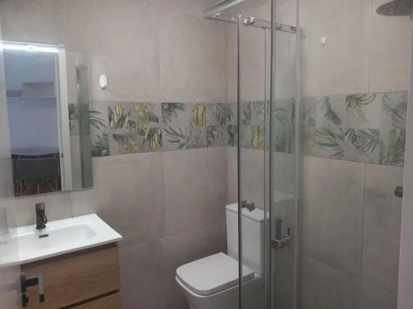 Piso en venta en Barrio Centro Tradicional, Alicante / Alacant thumbnail 1