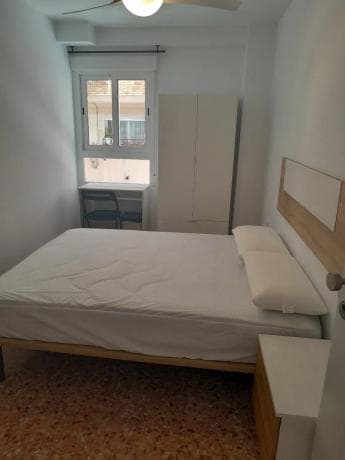 Piso en venta en Via GRAN VÍA, Alicante / Alacant thumbnail 1
