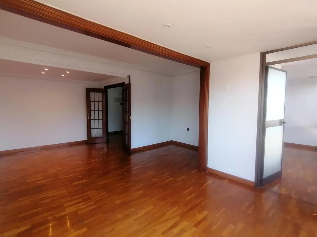Продажа квартиры на Avenida Eusebio Sempere, Alicante, Аликанте / Алакант
photo 4