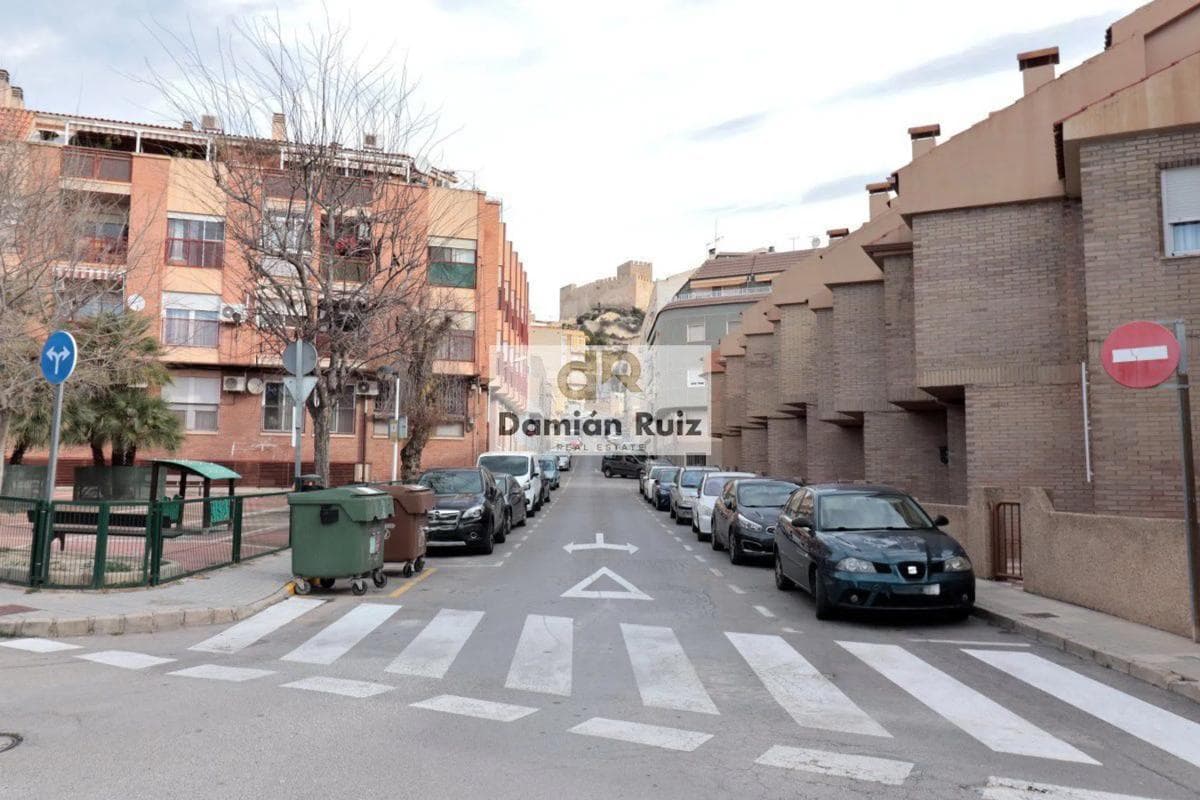 Propiedades en venta y alquiler en España photo 2