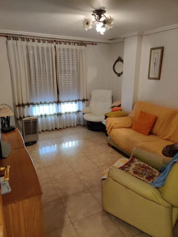 Propiedades en venta y alquiler en España photo 3