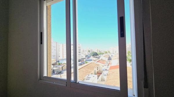Piso en venta en Barrio Nueva Torrevieja, Torrevieja thumbnail 1