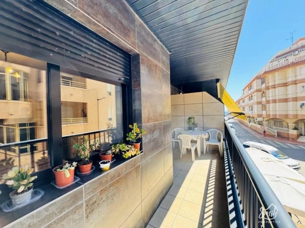 Venta de piso en Avenida del Mediterráneo, 28, Torrevieja
photo 3