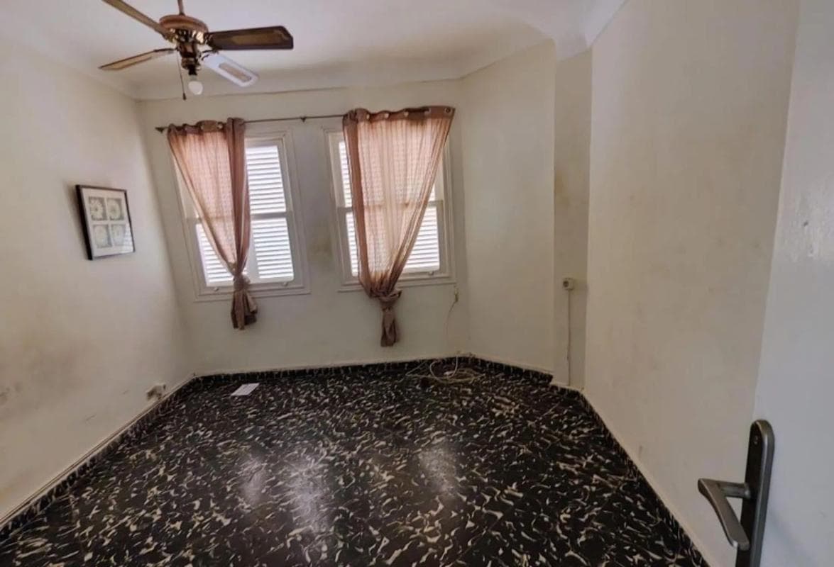 Sale of apartment in Avenida Alfredo Nobel, Torrevieja
photo 3