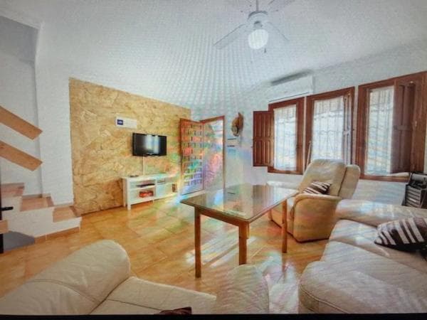 Chalet pareado en avenida Suiza, 63 thumbnail 1