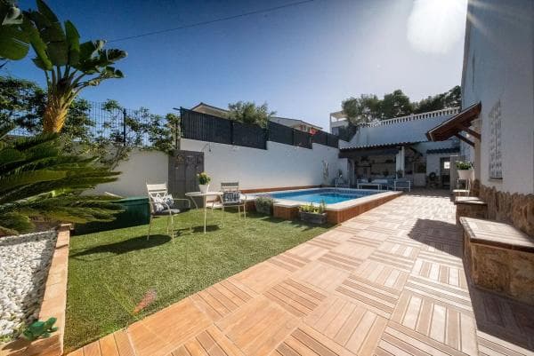Chalet adosado en avenida Tomas Martinez Domenech thumbnail 1