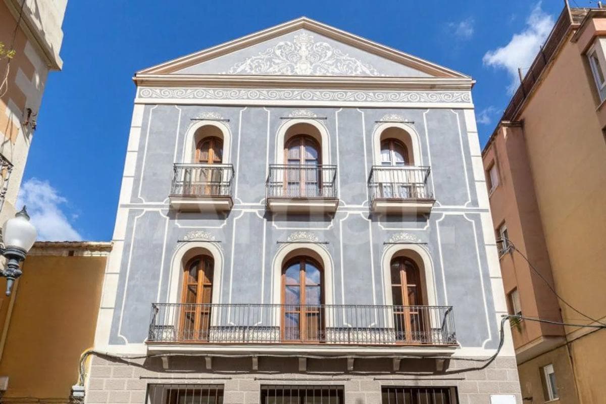 Sale of townhouse in Pons i Gallarza, 10 , Barcelona photo 3