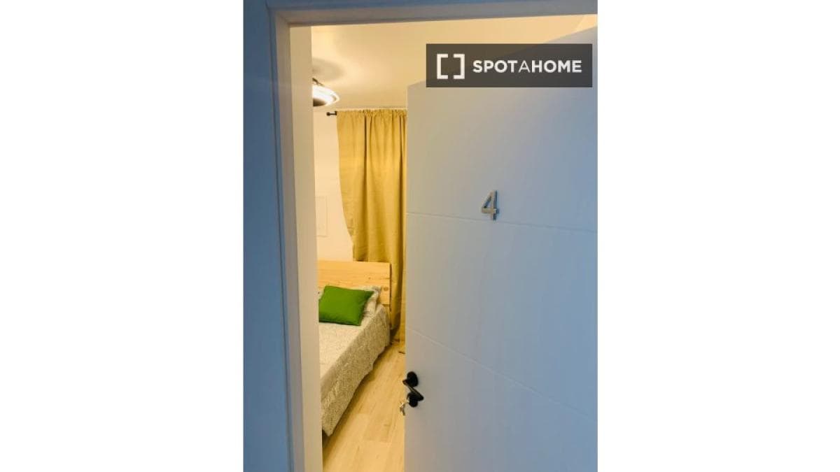 Propiedades en venta y alquiler en España photo 2