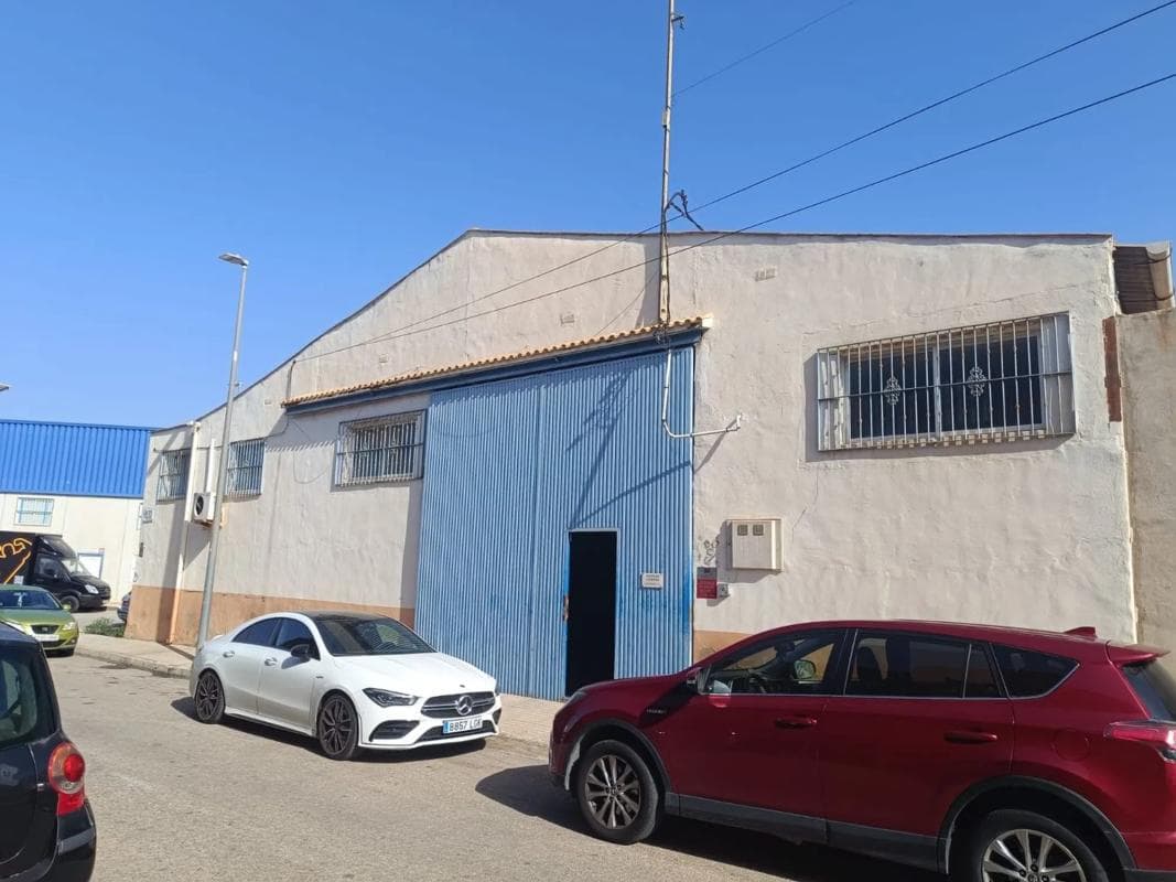 Propiedades en venta y alquiler en España photo 5