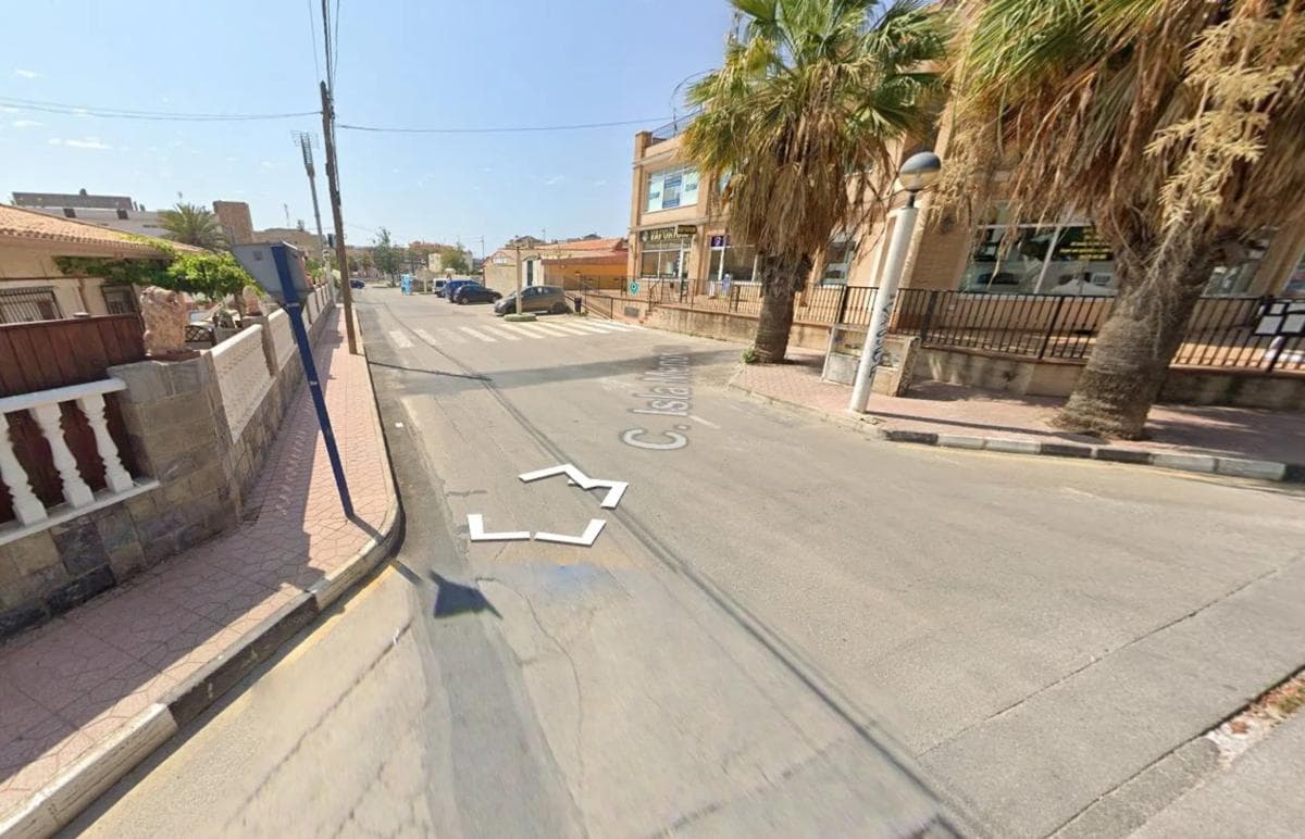 Properties for sale and rent in Spain photo 4