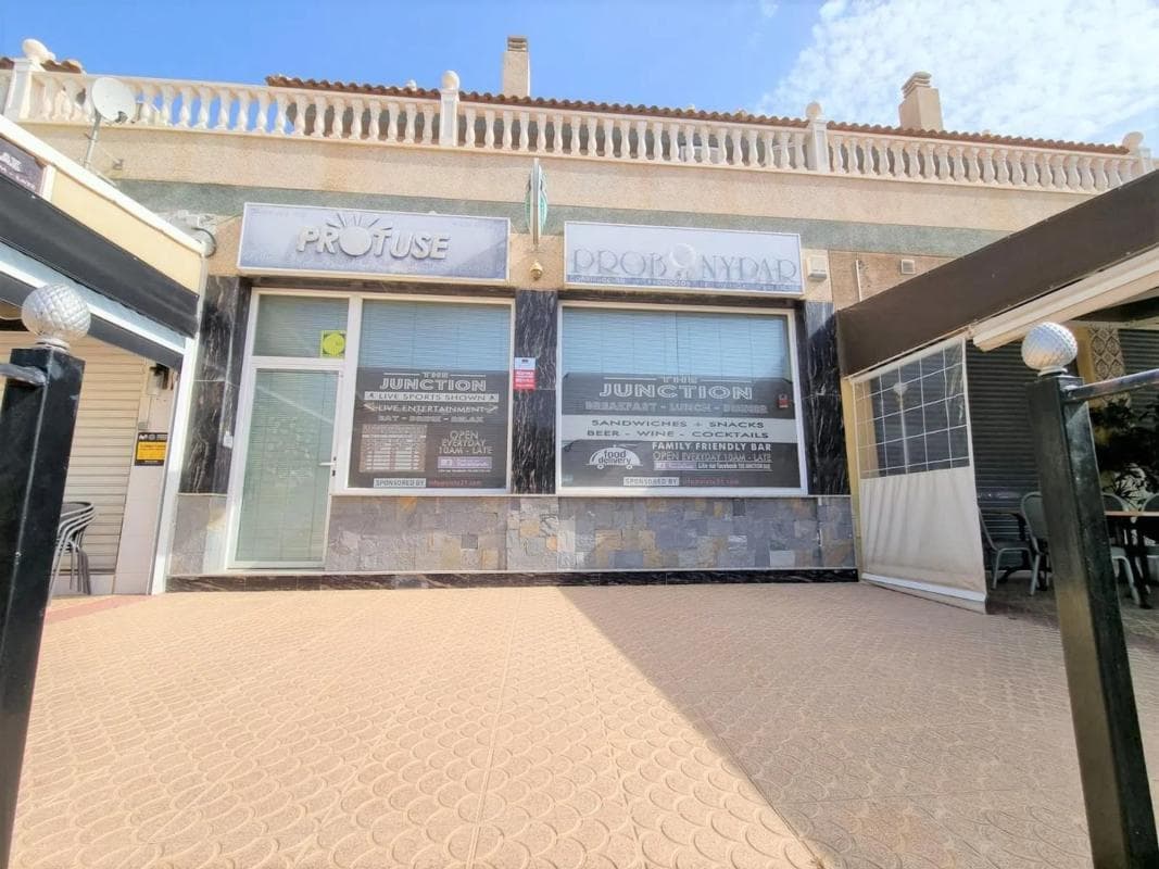 Properties for sale and rent in Spain photo 3