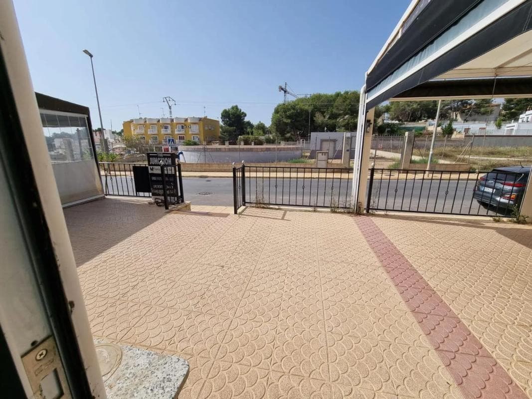 Properties for sale and rent in Spain photo 4