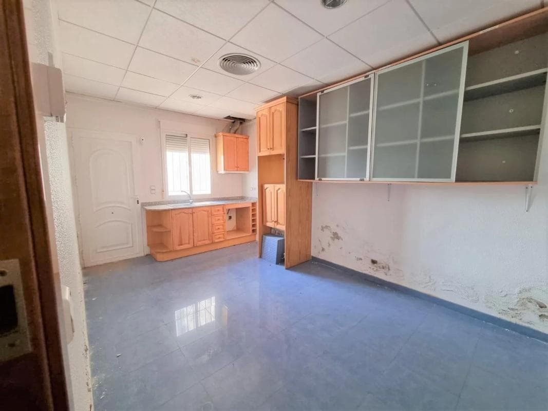 Properties for sale and rent in Spain photo 5