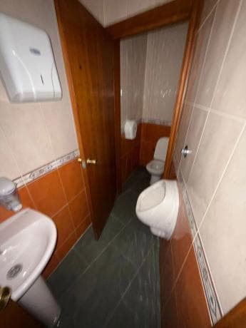 Local en calle manuel de falla s/n photo 1