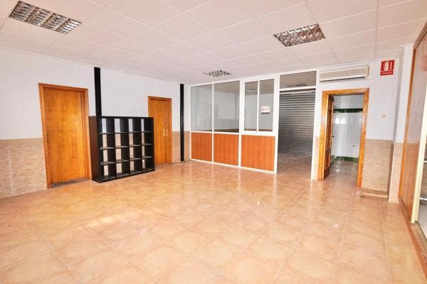 Local en Adolfo Clavarana, 54 thumbnail 2