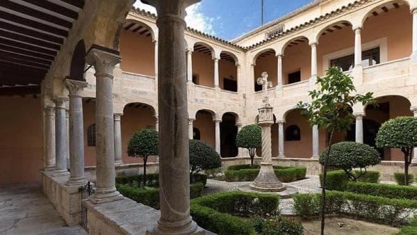 Local en calle Campoamor thumbnail 1
