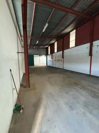 Nave en calle Sol photo 3