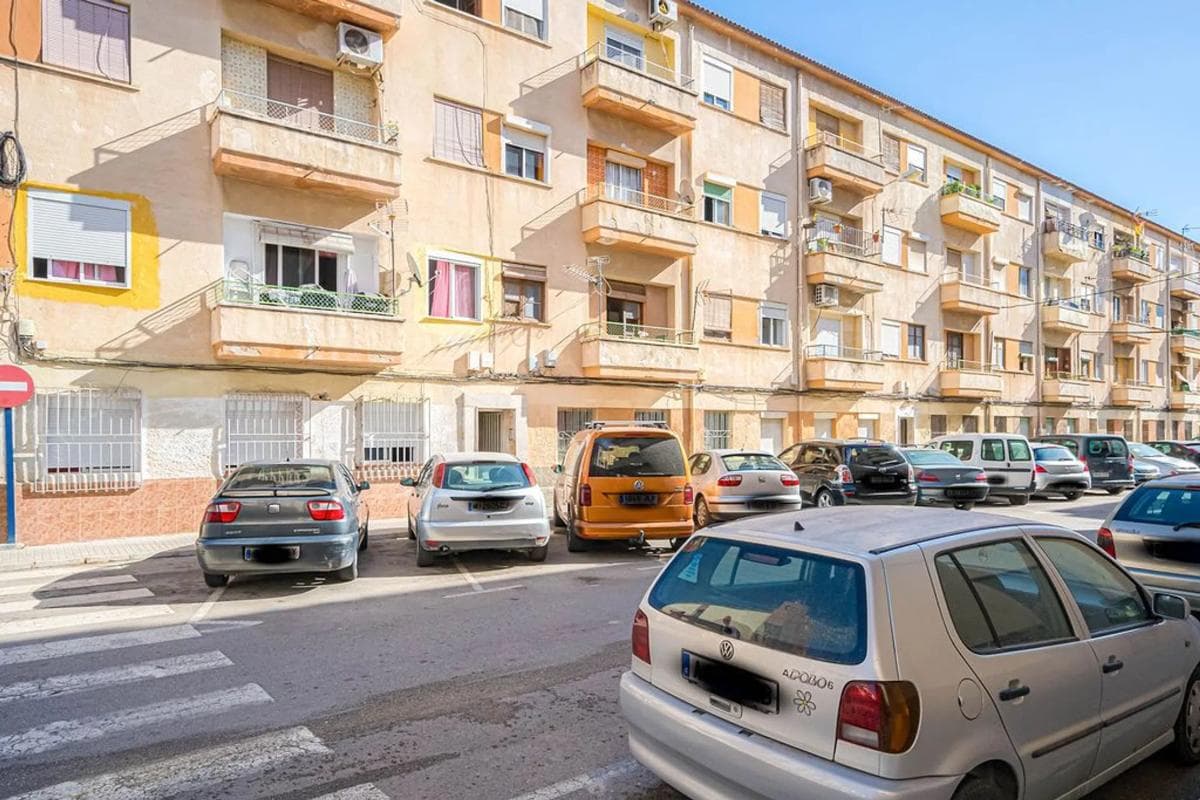 Properties for sale and rent in Spain photo 5