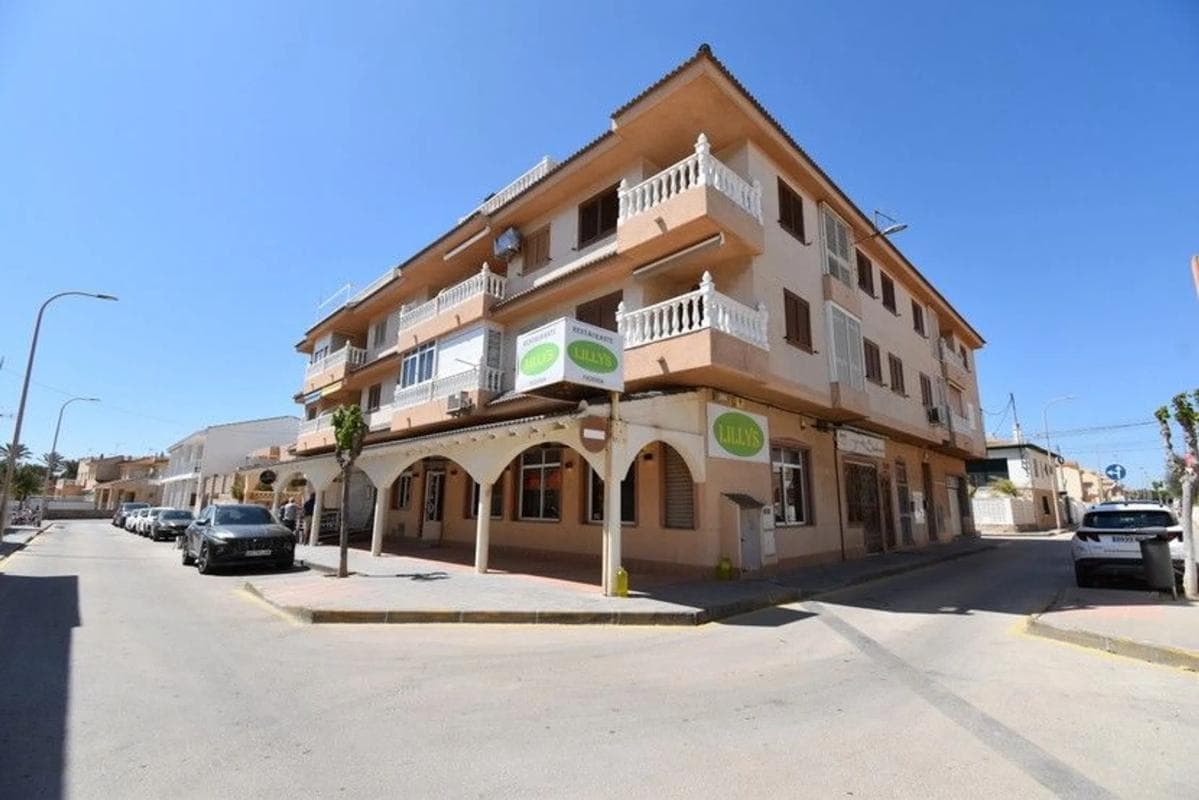 Propiedades en venta y alquiler en España photo 4