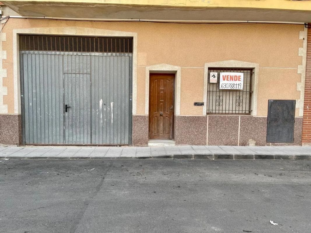 Propiedades en venta y alquiler en España photo 2