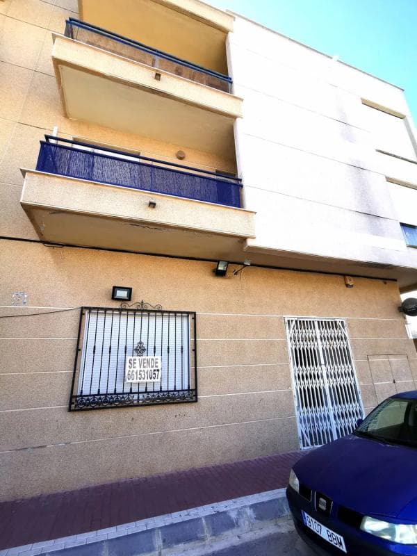 Propiedades en venta y alquiler en España photo 4