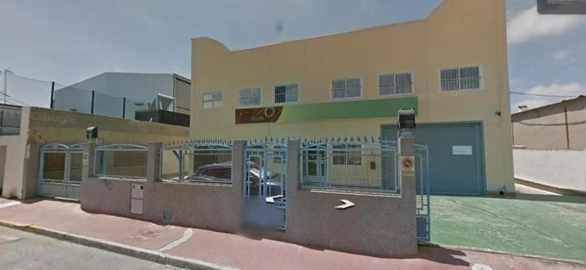 Properties for sale and rent in Spain photo 2