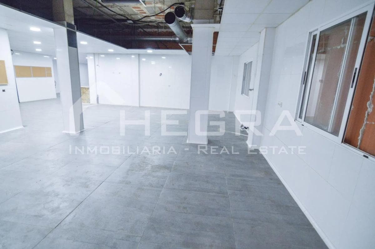 Properties for sale and rent in Spain photo 4