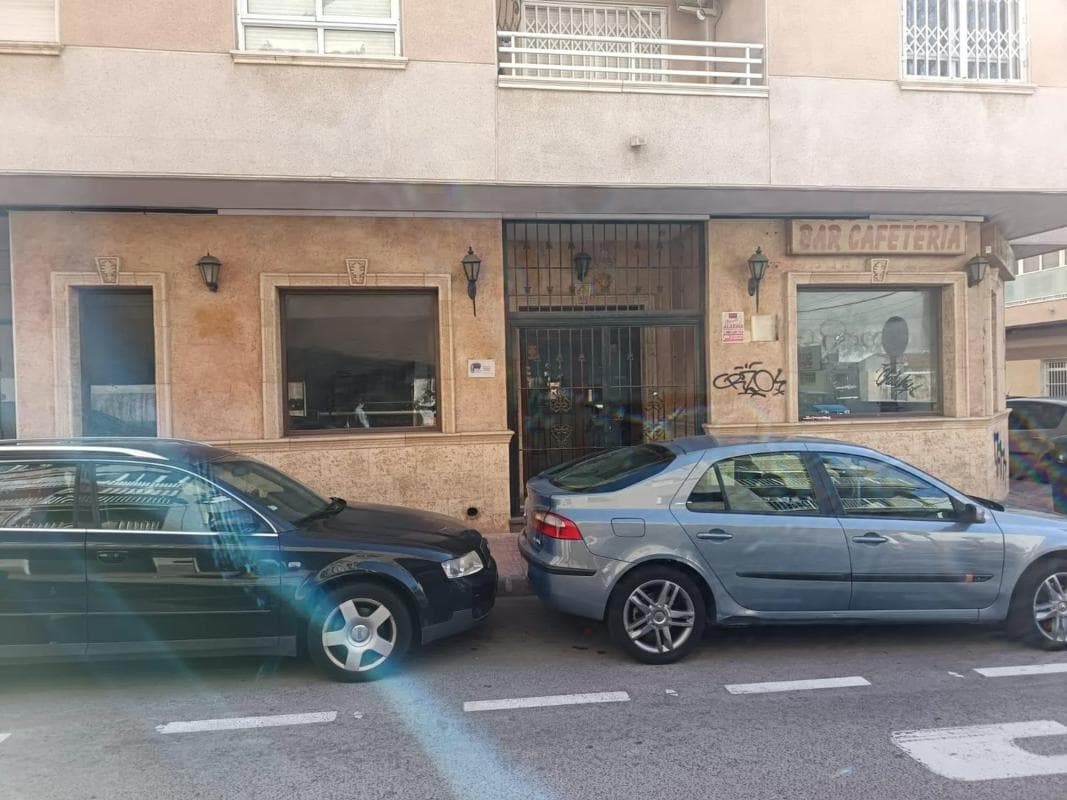 Properties for sale and rent in Spain photo 2