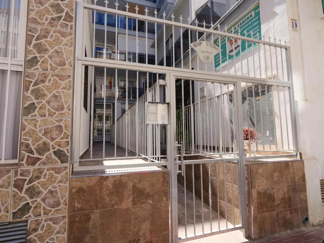 Properties for sale and rent in Spain photo 5
