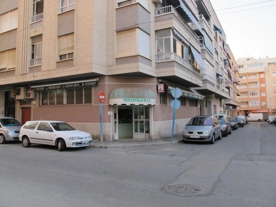 Properties for sale and rent in Spain photo 2
