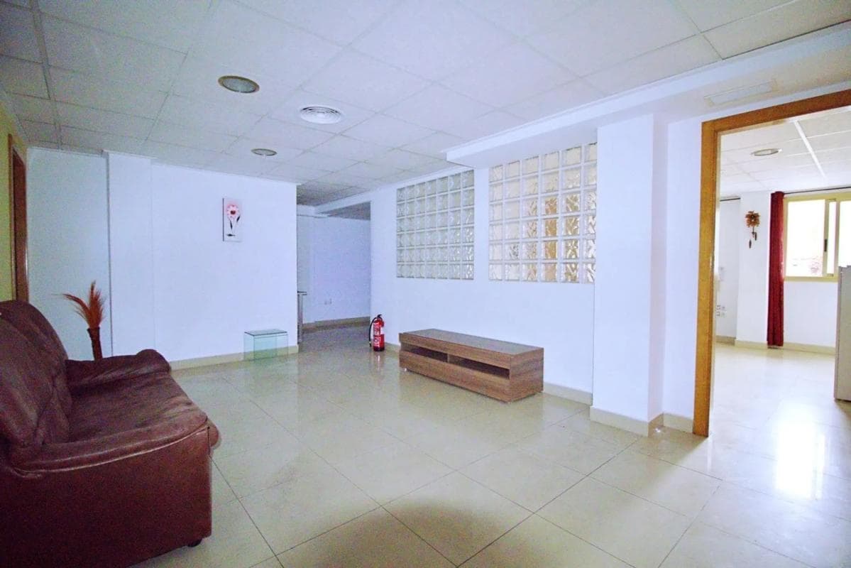Properties for sale and rent in Spain photo 4