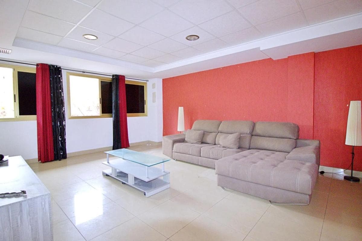 Properties for sale and rent in Spain photo 5