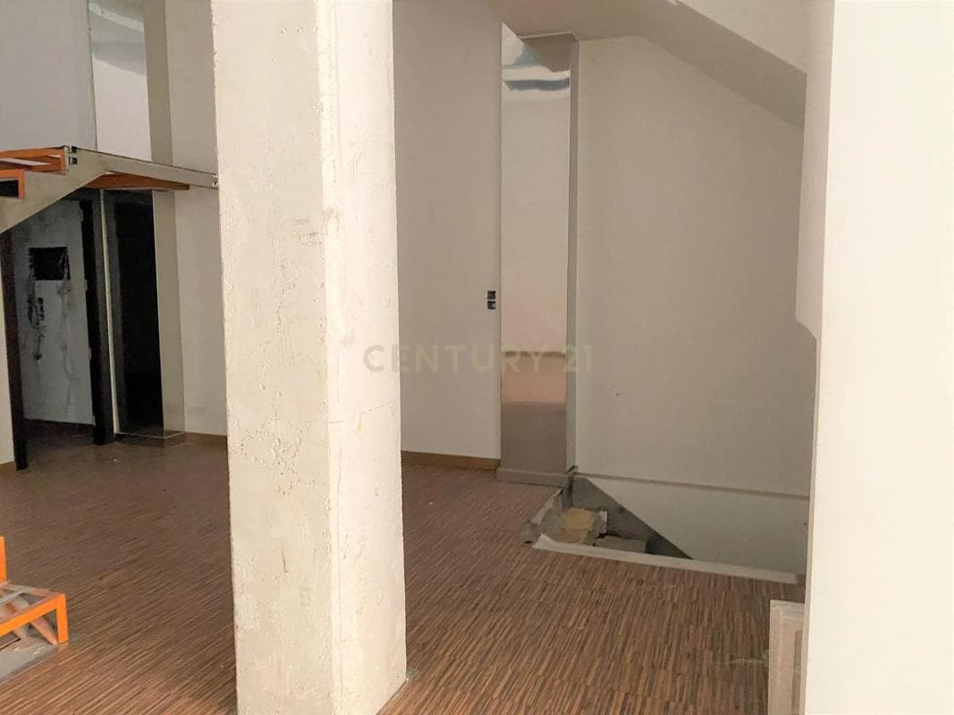 Properties for sale and rent in Spain photo 5
