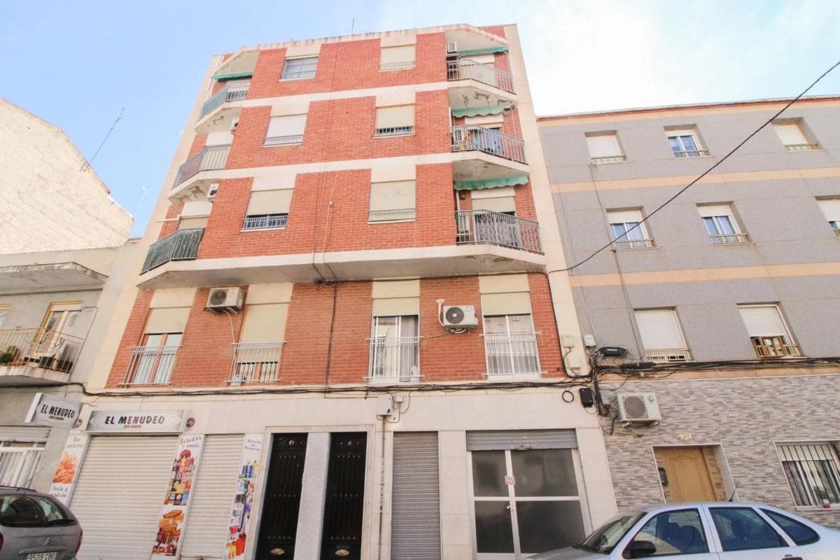 Properties for sale and rent in Spain photo 5
