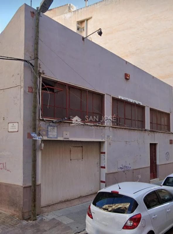 Properties for sale and rent in Spain photo 4