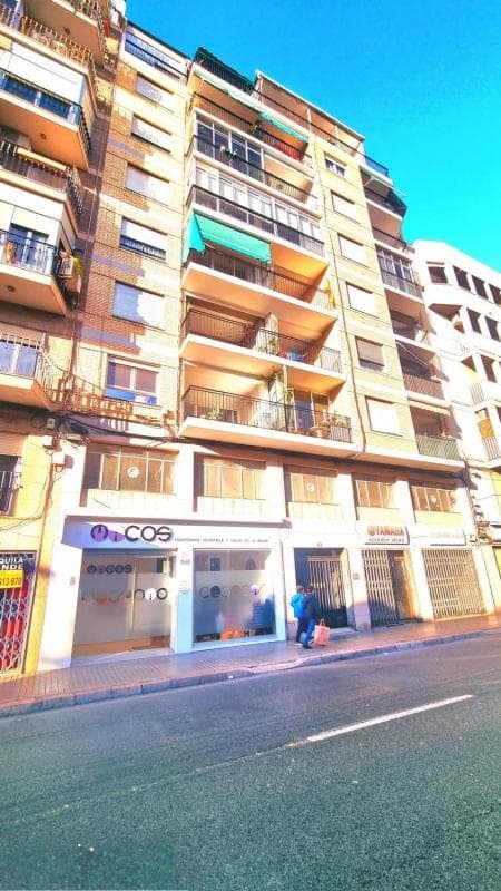 Properties for sale and rent in Spain photo 5