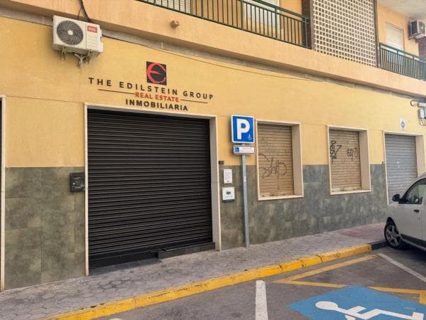 Local en calle Segovia photo 1