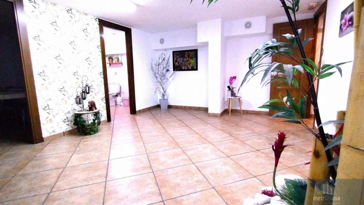 Properties for sale and rent in Spain photo 4